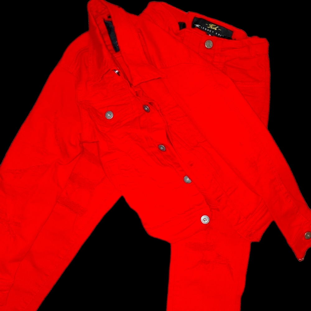 Jean Set Designer